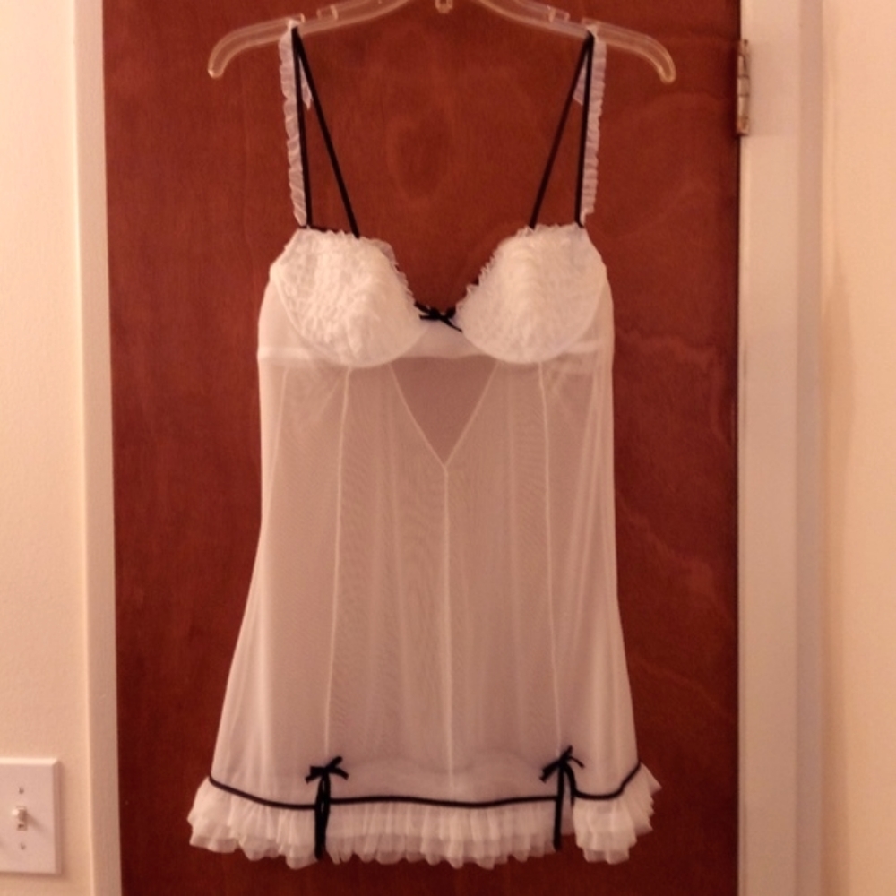 NWOT Frederick's of Hollywood White BabyDoll LARGE